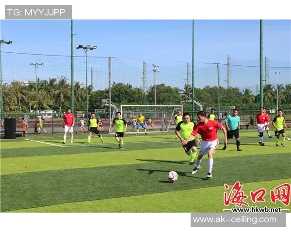 县城室内足球热潮兴起青少年健身新选择与社区文化融合发展探讨